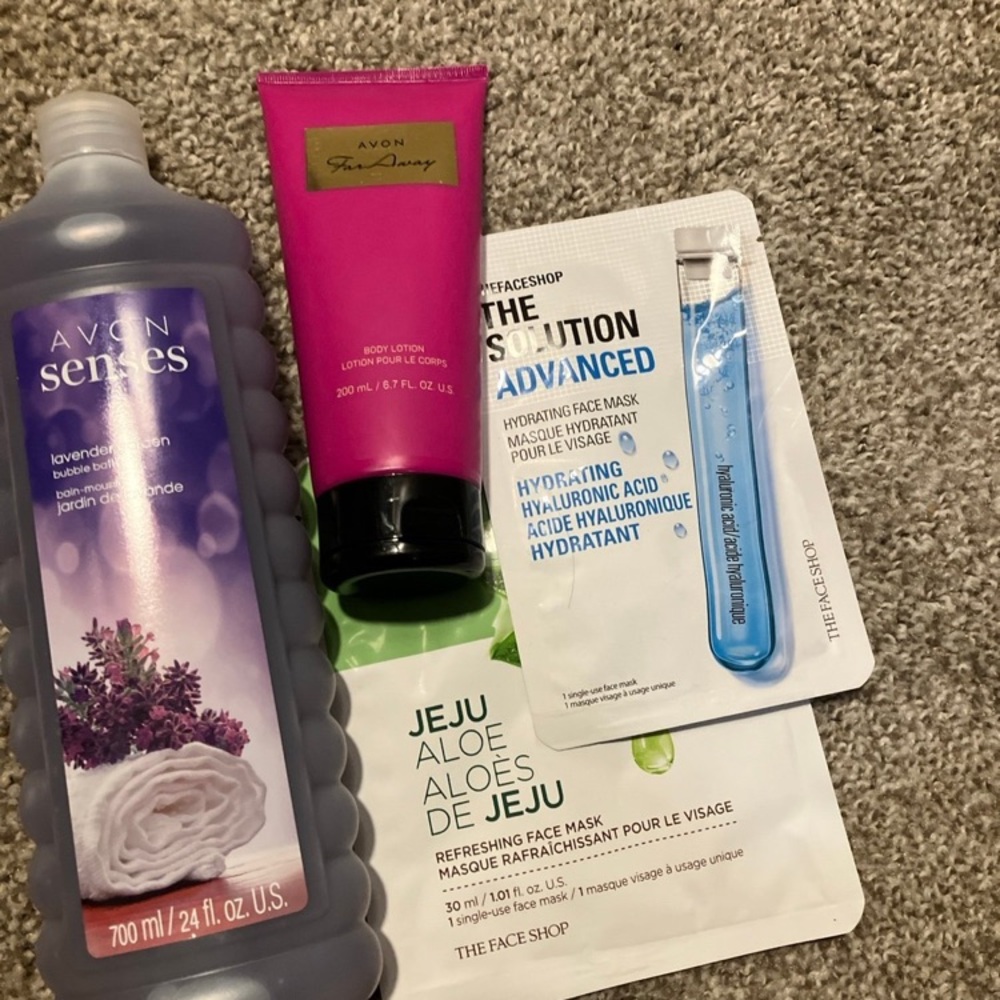 Skincare and makeup bundles. Avon/anew/fmg